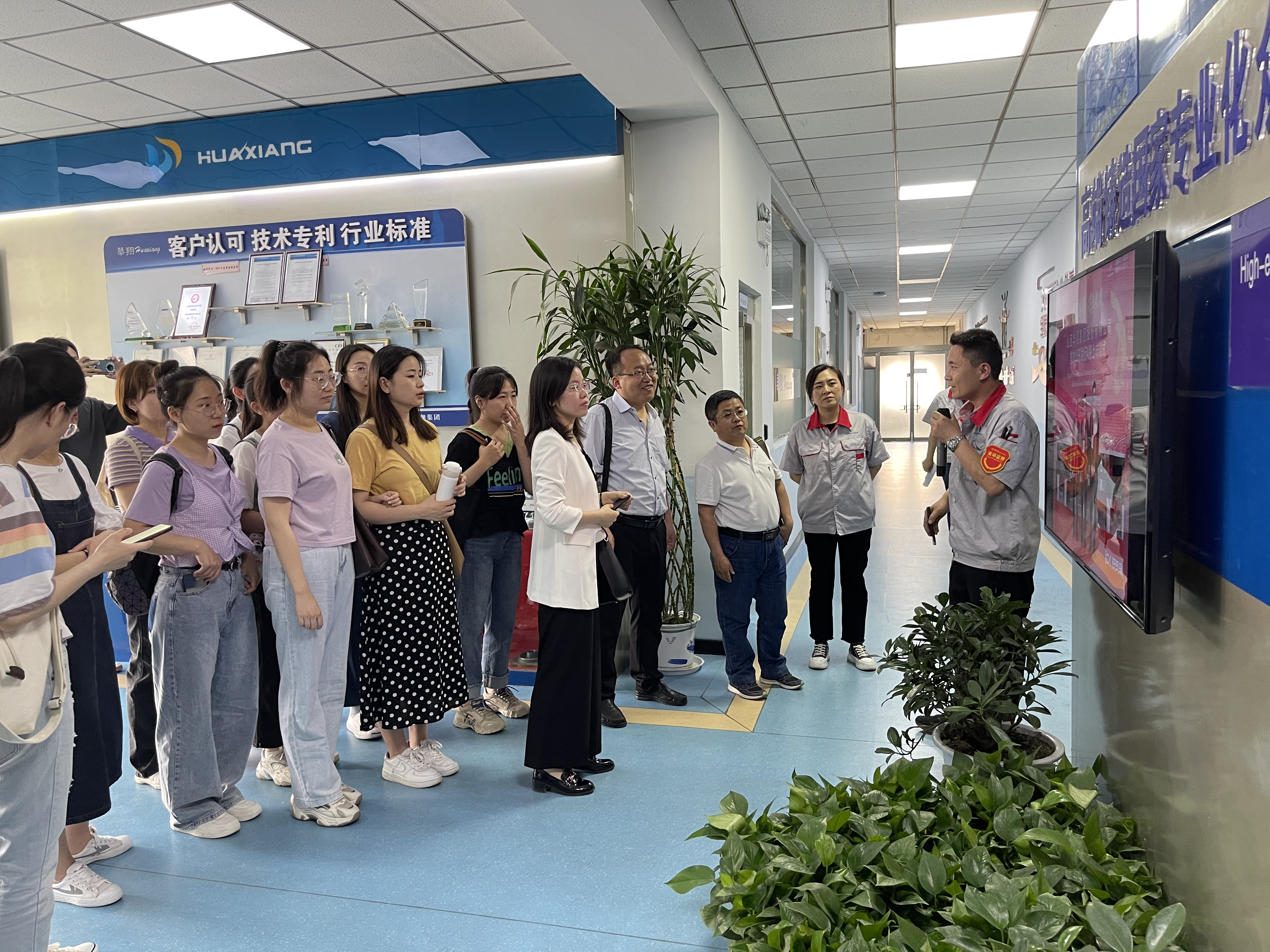 f911f0246e5b5576b9047d644521baa.jpg f911f0246e5b5576b9047d644521baa.jpg