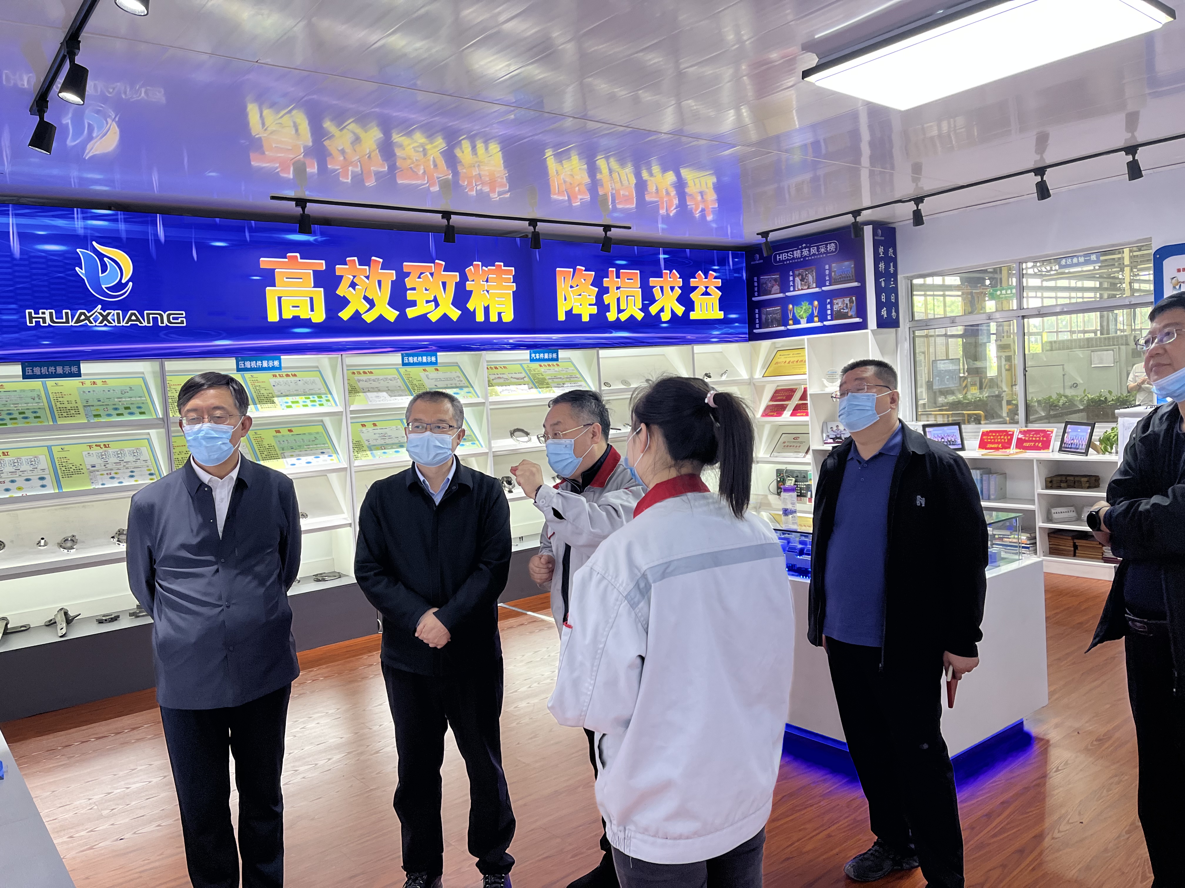 縣委常委、紀(jì)委書記、監(jiān)委主任張朝暉一行來我司就包聯(lián)項目進行調(diào)研